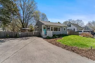40 Tremont Ave, Taunton, MA 02780 - Photo 3