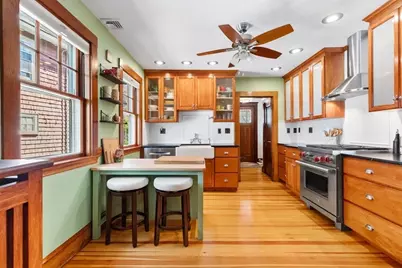 14A Linden Place, Brookline, MA 02445 - Photo 9