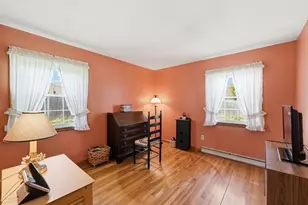 240 Pasco Rd, Springfield, MA 01151 - Photo 9