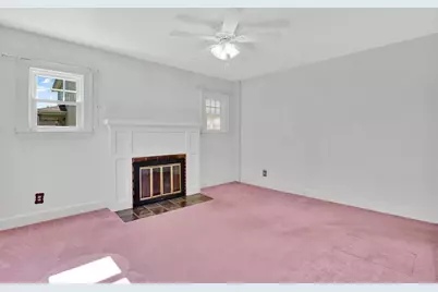 2164 Wilbraham Rd, Springfield, MA 01129 - Photo 15