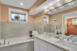 603 E 6th St, Boston, MA 02127 - Photo 35