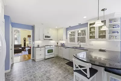 201 Spring St, Hopkinton, MA 01748 - Photo 9
