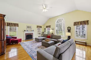 201 Spring St, Hopkinton, MA 01748 - Photo 17