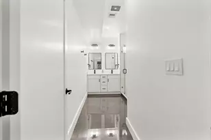 333 Maverick St, Boston, MA 02128 - Photo 17