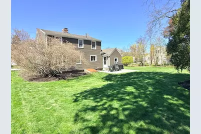 8 Birmingham Rd, Worcester, MA 01606 - Photo 17
