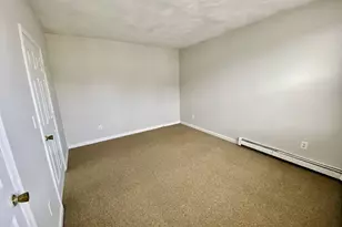 594 Somerville Ave, Somerville, MA 02145 - Photo 15