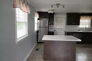 33 Clark, Randolph, MA 02368 - Photo 3