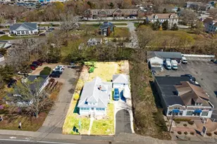 83 Davis Straits, Falmouth, MA 02540 - Photo 1