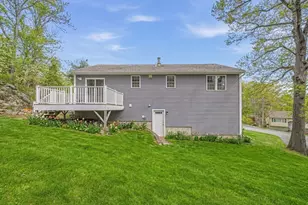 39 Blueberry Hill Rd, Woburn, MA 01801 - Photo 27
