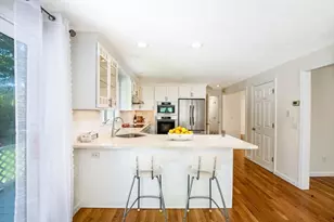 1 Moody Dr, Sandwich, MA 02563 - Photo 9