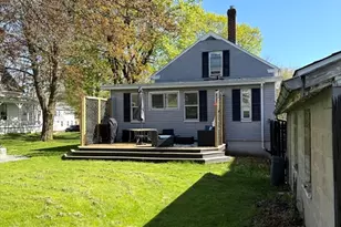22 Spring St, North Brookfield, MA 01535 - Photo 21