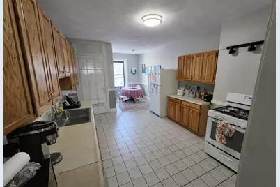 30 Claflin Rd #2, Brookline, MA 02445 - Photo 9