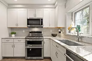 23 Derby Ln, Tyngsborough, MA 01879 - Photo 7