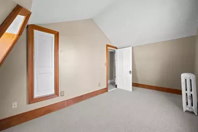 184 Pleasant St, Grafton, MA 01560 - Photo 23