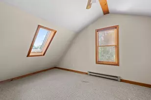 184 Pleasant St, Grafton, MA 01560 - Photo 25