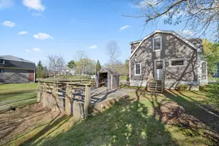 184 Pleasant St, Grafton, MA 01560 - Photo 29
