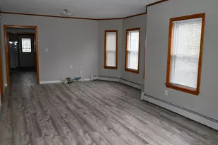 65 Lowell St, Methuen, MA 01844 - Photo 15