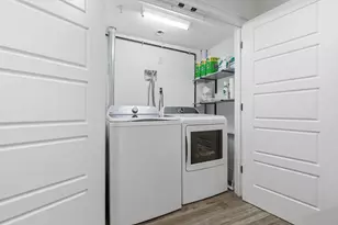 21 Wesley St, Boston, MA 02129 - Photo 23