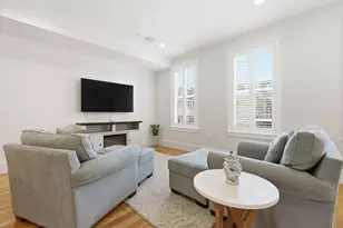 21 Wesley St, Boston, MA 02129 - Photo 7