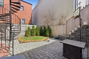 21 Wesley St, Boston, MA 02129 - Photo 25
