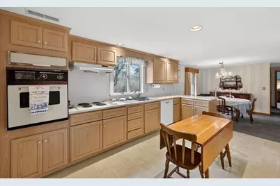 48 Glover Sq, Chatham, MA 02633 - Photo 9