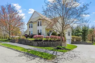 4 Meagans Way, Haverhill, MA 01832 - Photo 5