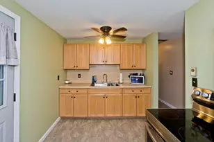78 Glendale St, Chicopee, MA 01020 - Photo 5