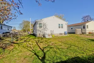 78 Glendale St, Chicopee, MA 01020 - Photo 25