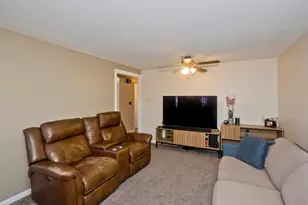78 Glendale St, Chicopee, MA 01020 - Photo 9