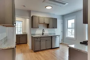 24 Dunlap St, Salem, MA 01970 - Photo 5
