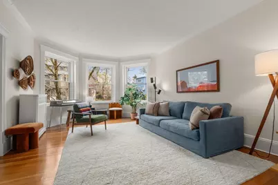 89 Mason Terr #3, Brookline, MA 02446 - Photo 3