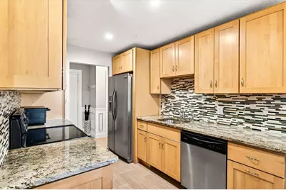 31 Church Green #102, Taunton, MA 02780 - Photo 11