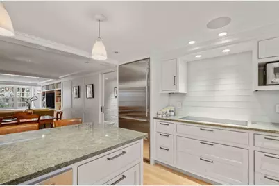 80 Pinckney Street, Boston, MA 02114 - Photo 3