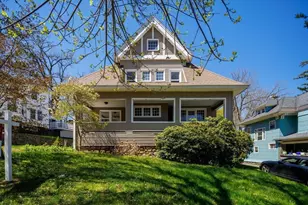 4 Chamberlain Pkwy, Worcester, MA 01602 - Photo 1