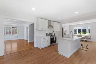 4 Chamberlain Pkwy, Worcester, MA 01602 - Photo 13