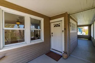 4 Chamberlain Pkwy, Worcester, MA 01602 - Photo 3