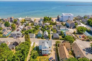 216 Bradford St, Provincetown, MA 02657 - Photo 5