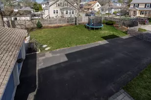 26 Cedar St, Marblehead, MA 01945 - Photo 33