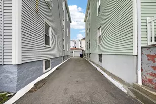 187 David St, New Bedford, MA 02744 - Photo 3