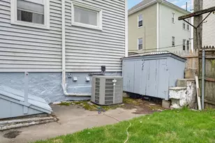 187 David St, New Bedford, MA 02744 - Photo 7