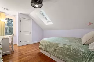 221 Freeman St, Brookline, MA 02446 - Photo 23