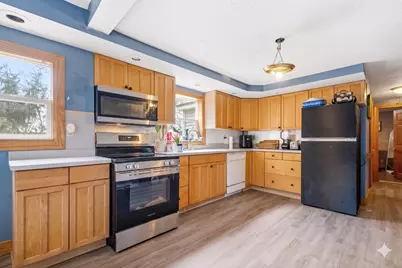 20 George St, Fitchburg, MA 01420 - Photo 3