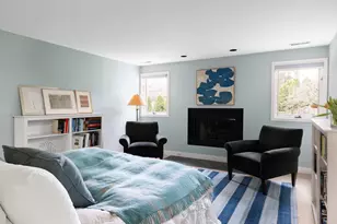 185 Warren St, Brookline, MA 02445 - Photo 15