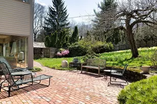 185 Warren St, Brookline, MA 02445 - Photo 19