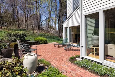 185 Warren Street, Brookline, MA 02445 - Photo 21