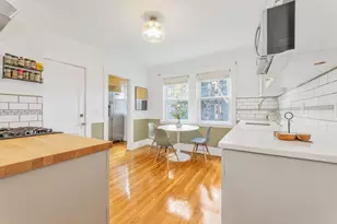38 Guernsey St, Boston, MA 02131 - Photo 13