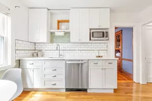 38 Guernsey St, Boston, MA 02131 - Photo 15