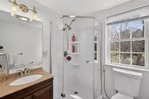 12 Linden St, Berlin, MA 01503 - Photo 21