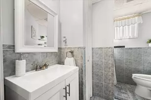 82 Gifford Ave, Dartmouth, MA 02747 - Photo 19