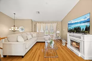 82 Gifford Ave, Dartmouth, MA 02747 - Photo 23
